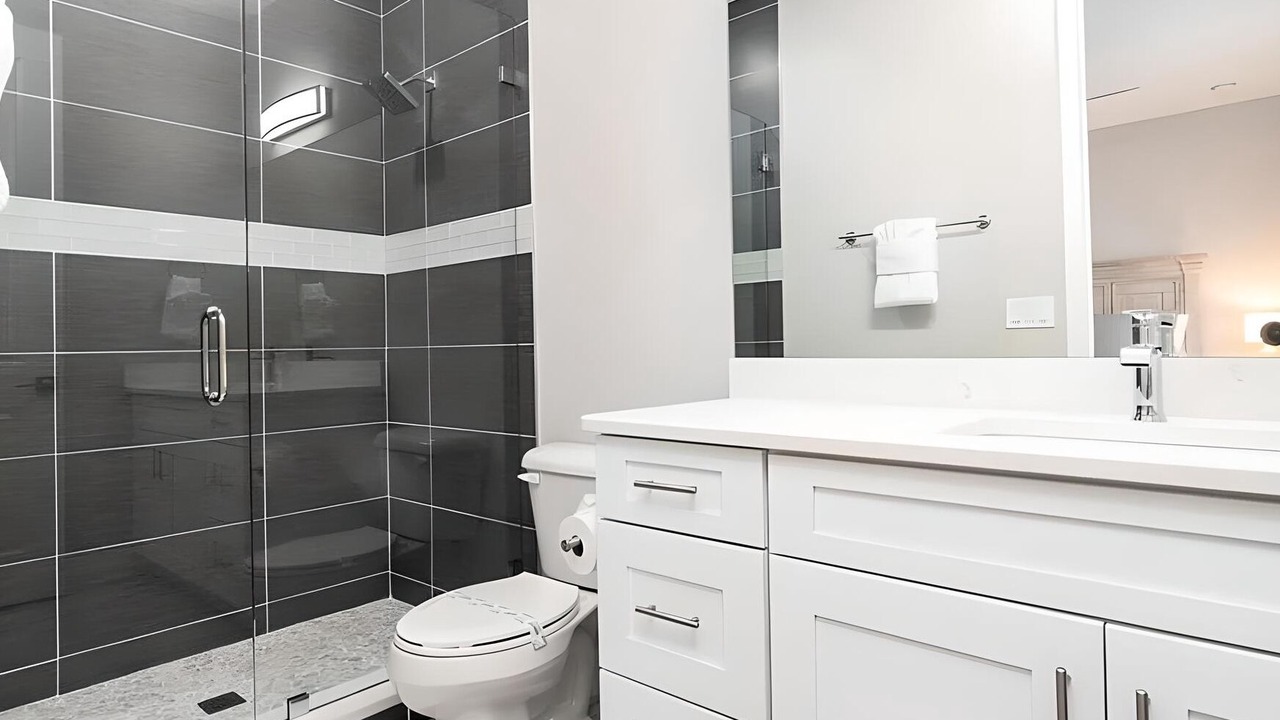 Photo of Bathroom in Naples Park