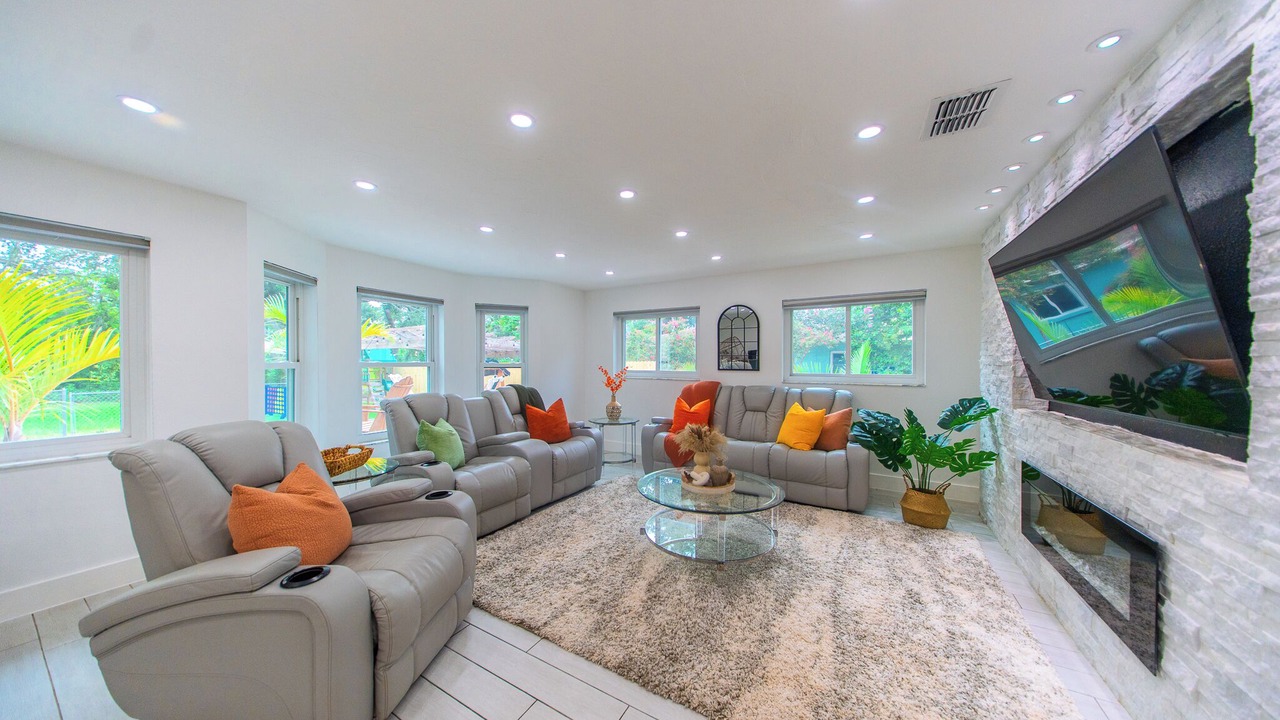Photo of Livingroom in Whitfield