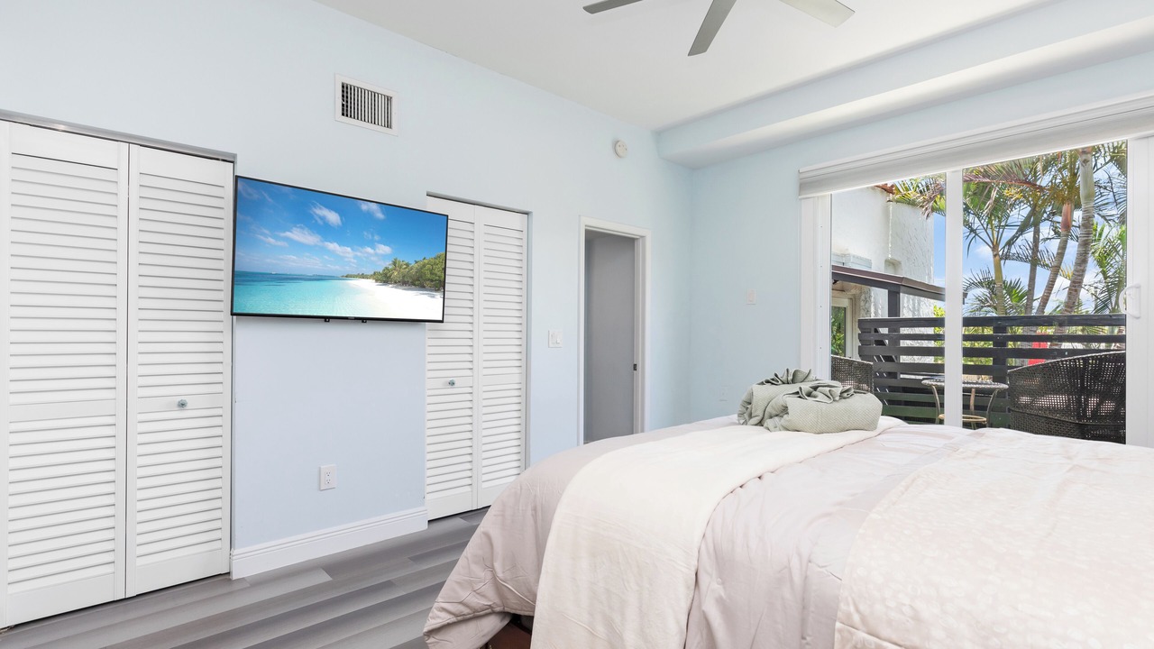 Photo of Bedroom in Pineapple Grove Arts District