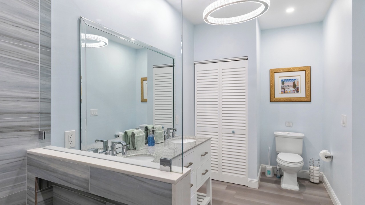 Photo of Bathroom in Pineapple Grove Arts District