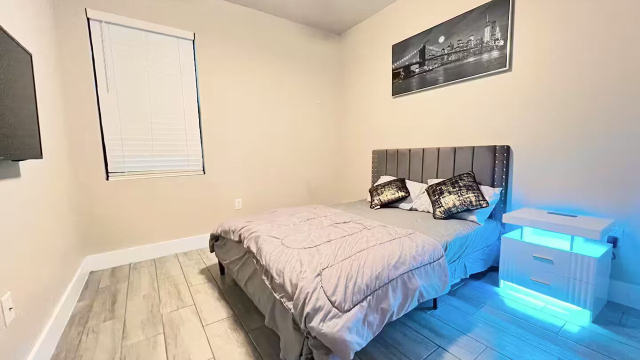 Photo of Bedroom in Sunshine