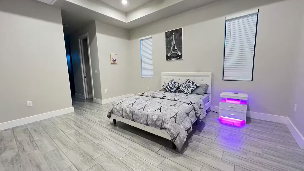 Photo of Bedroom in Sunshine