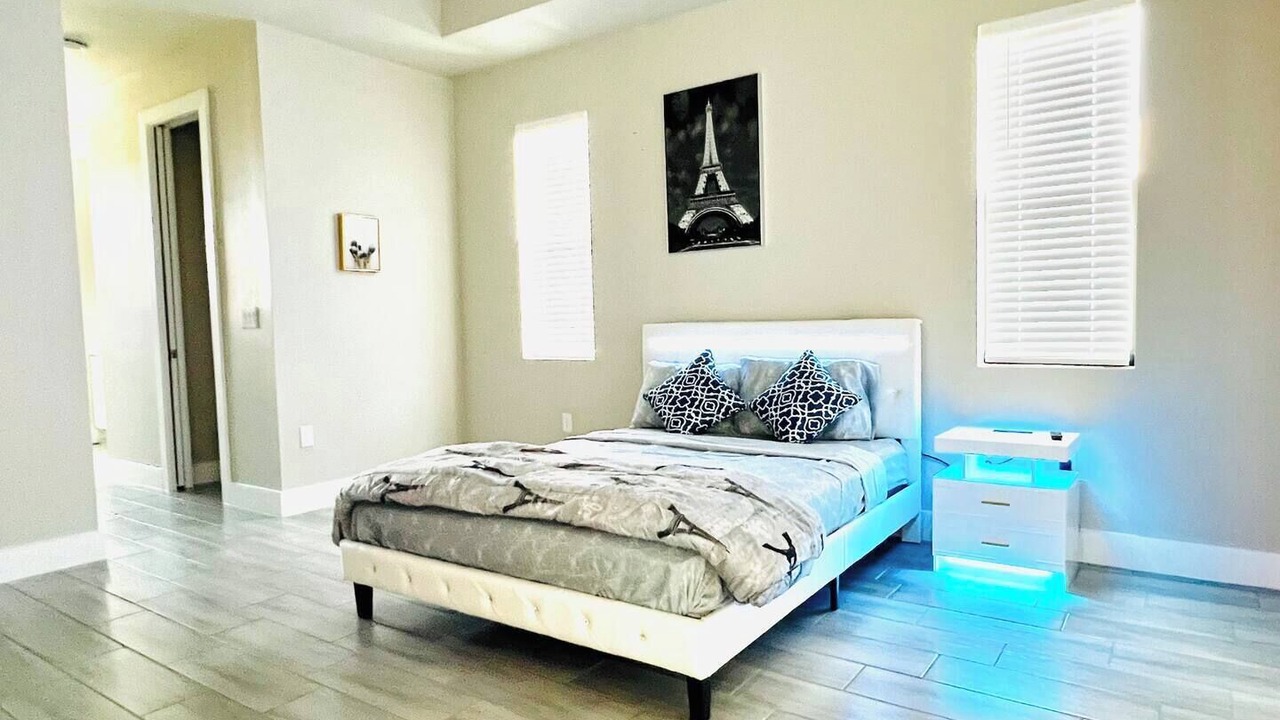 Photo of Bedroom in Sunshine