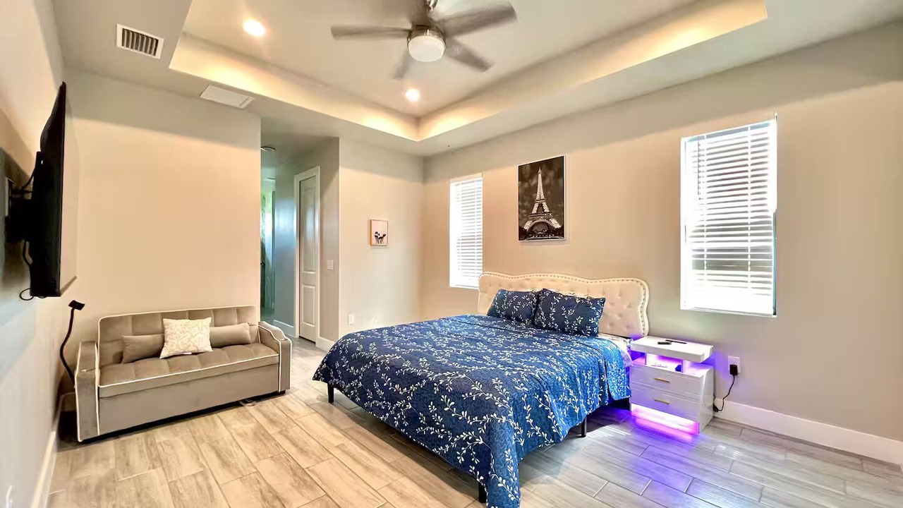 Photo of Bedroom in Sunshine