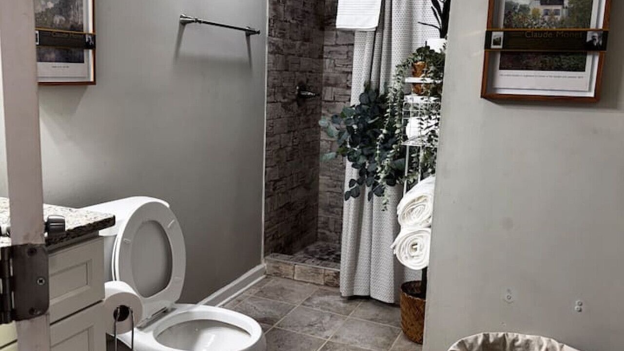 Photo of Bathroom in Pittsburgh