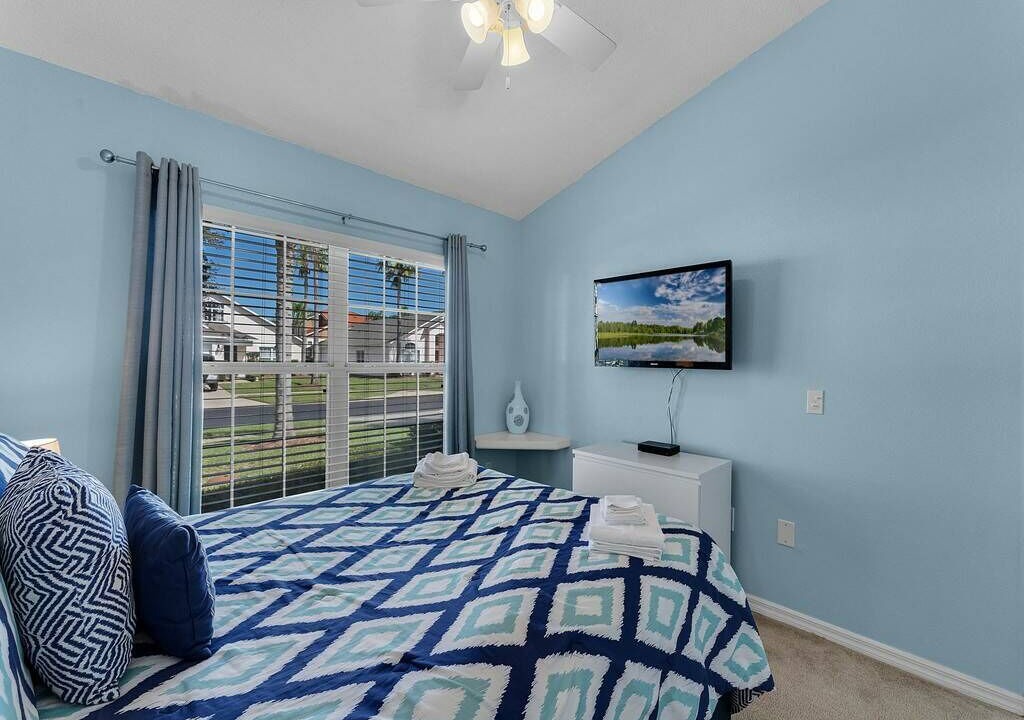Photo of Bedroom in Lake Berkley