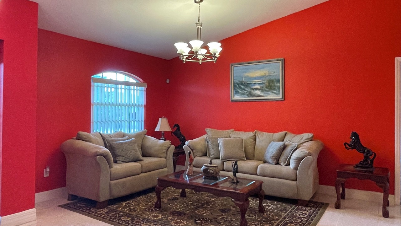 Photo of Livingroom in Eisenhower