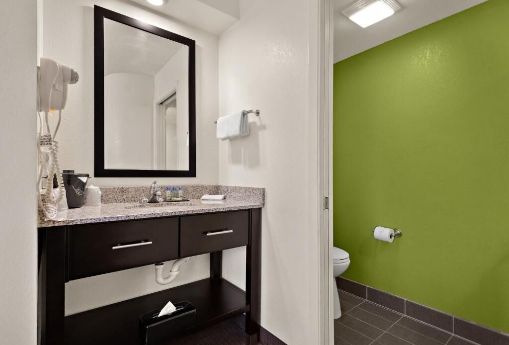 Photo of Bathroom in Wesley Chapel