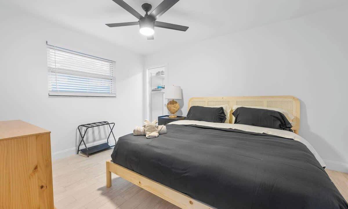 Photo of Bedroom in Melaleuca Gardens