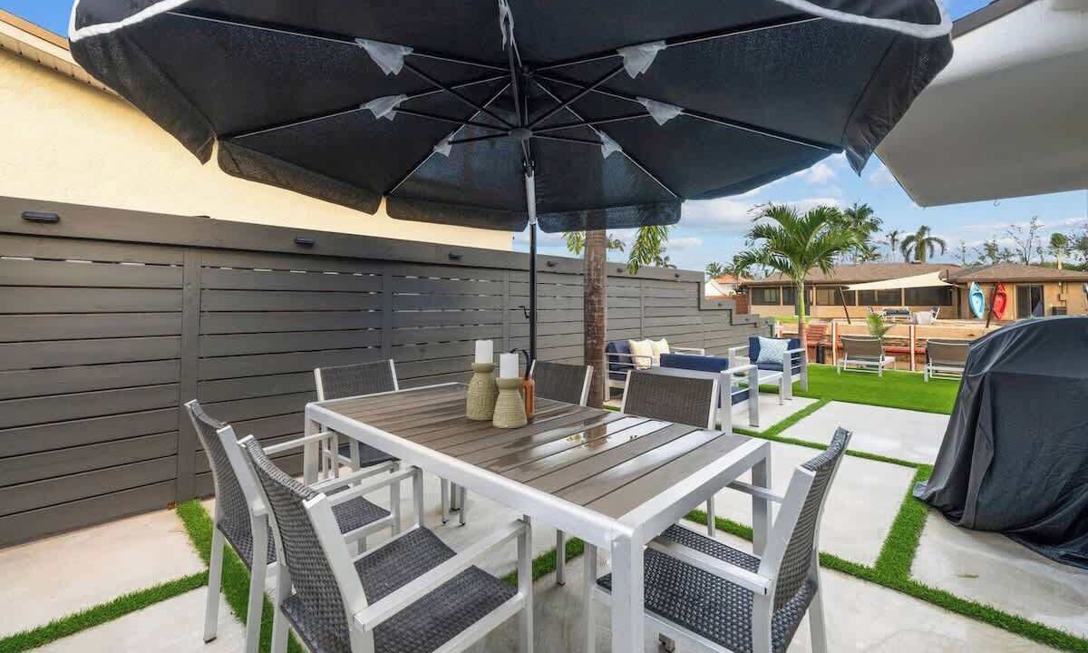 Photo of Outdoor in Melaleuca Gardens