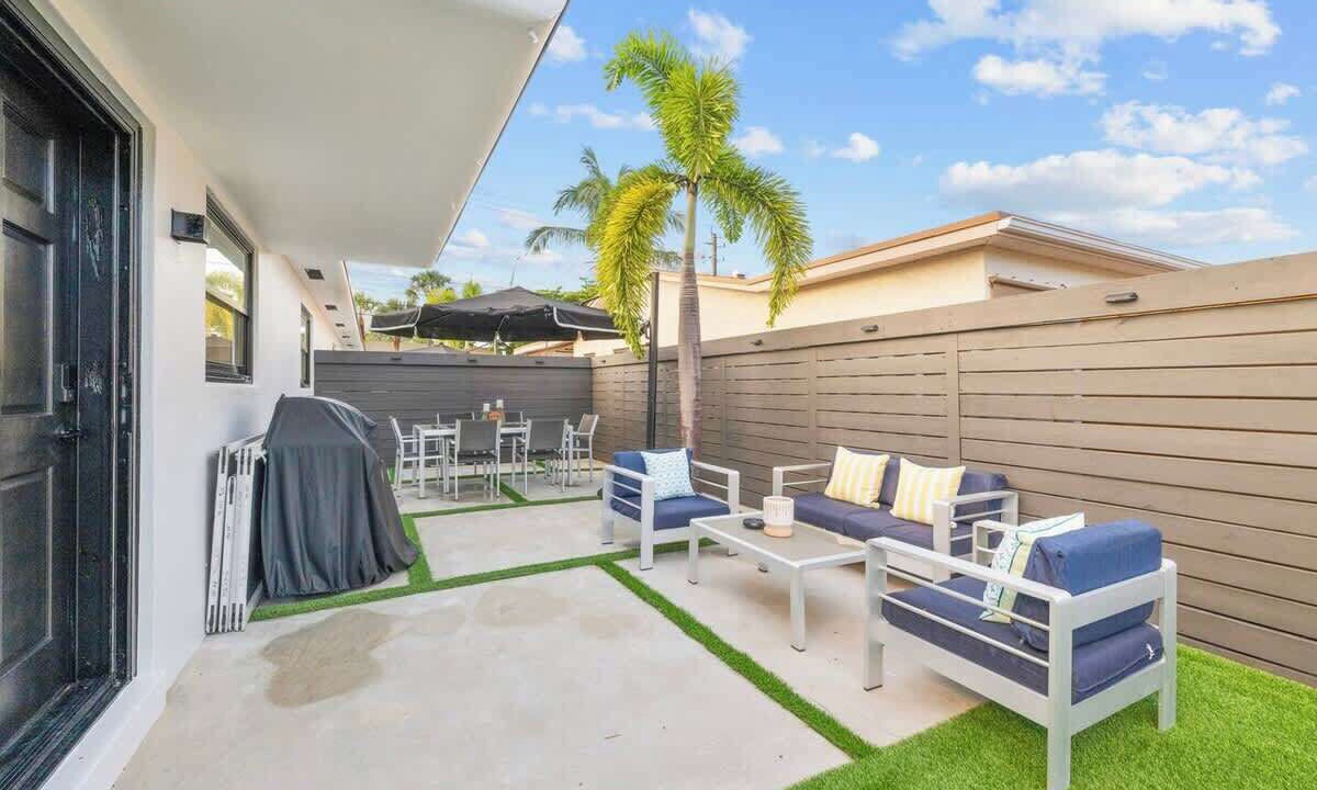 Photo of Outdoor in Melaleuca Gardens
