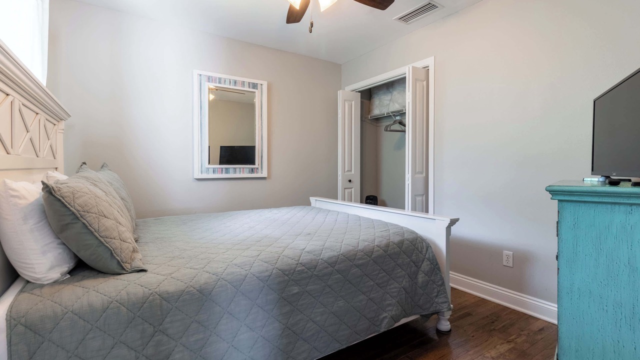 Photo of Bedroom in Freeport