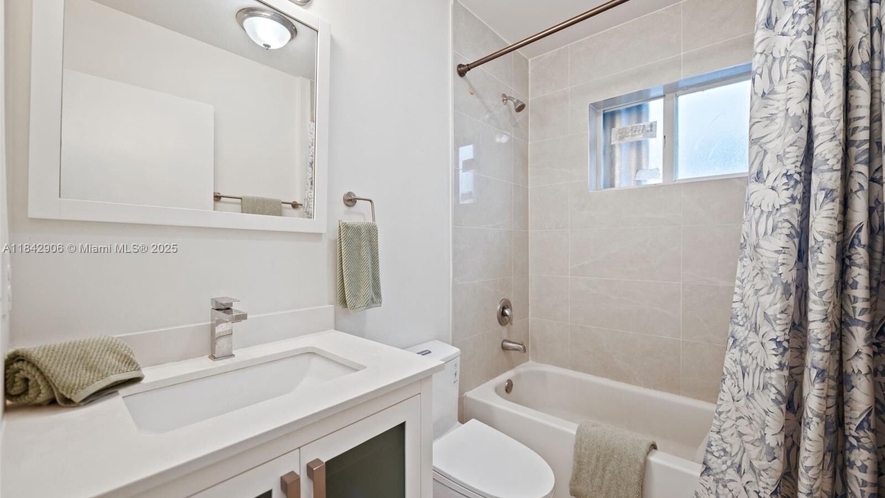 Photo of Bathroom in Liberty City
