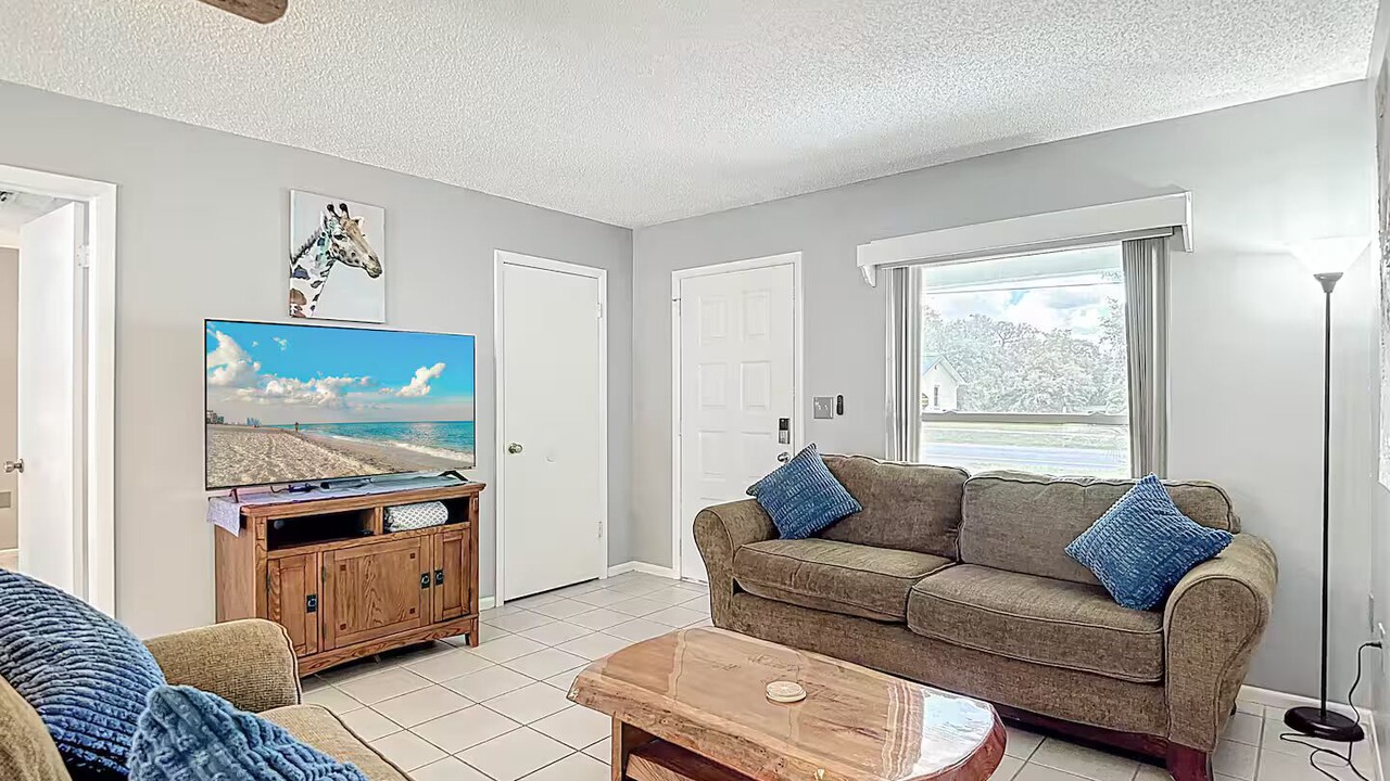 Photo of Livingroom in Spring Hill