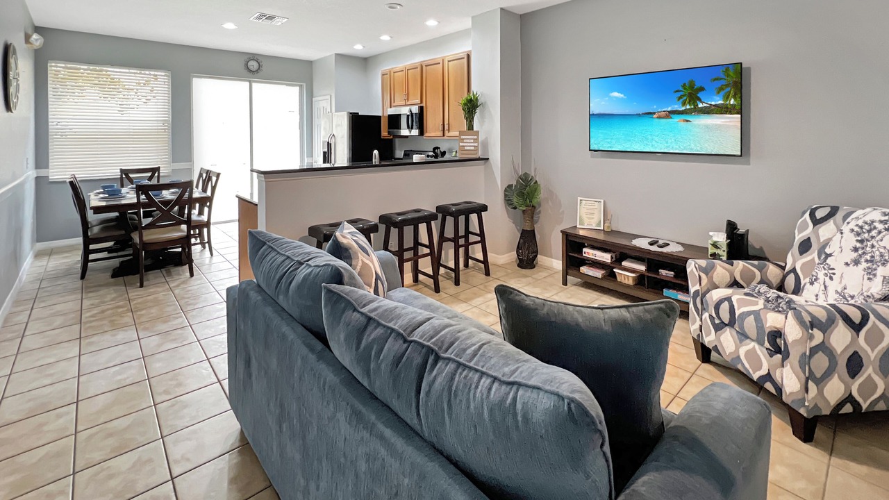 Photo of Livingroom in Crestwynd Bay