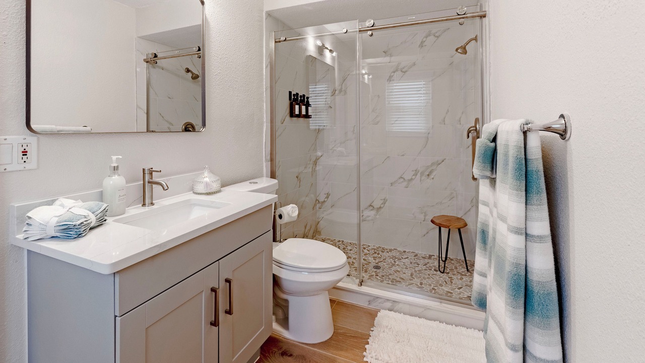 Photo of Bathroom in Harbor Hills