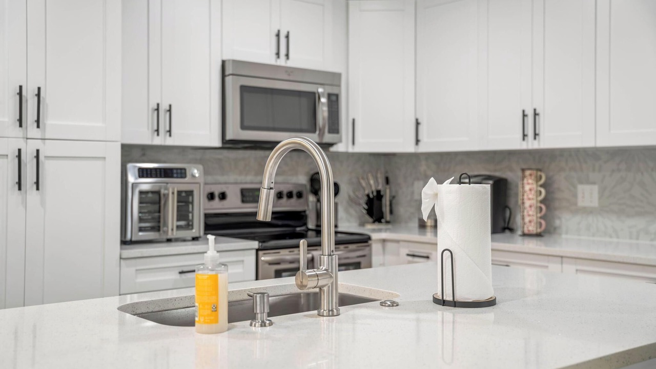 Photo of Kitchen in Sandalwood