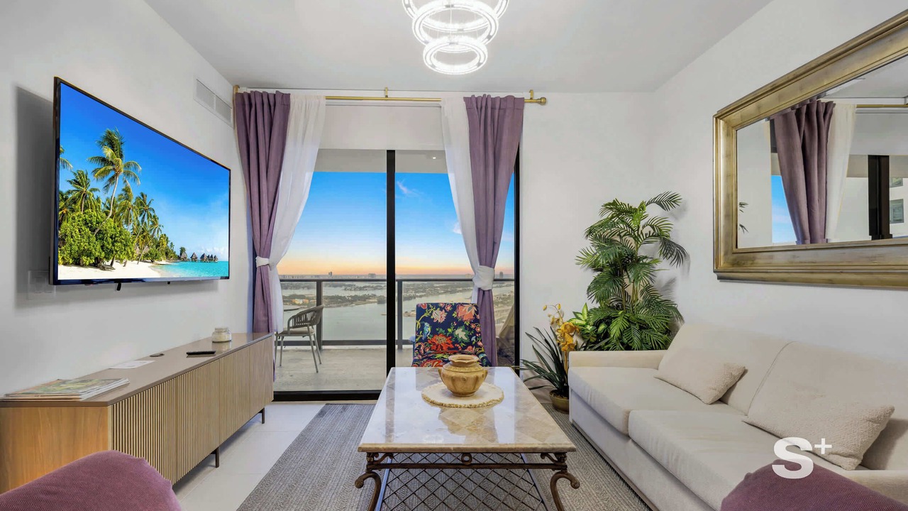 Photo of Livingroom in East Little Havana