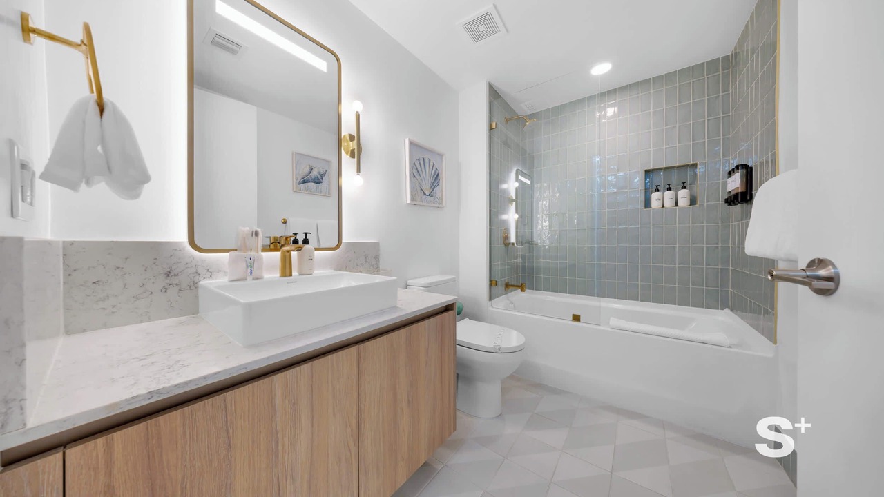 Photo of Bathroom in East Little Havana
