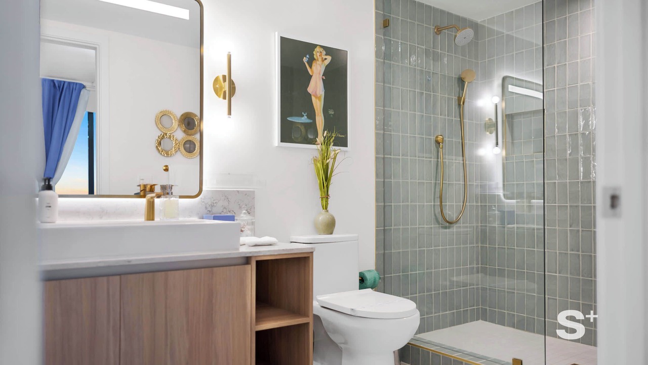 Photo of Bathroom in East Little Havana