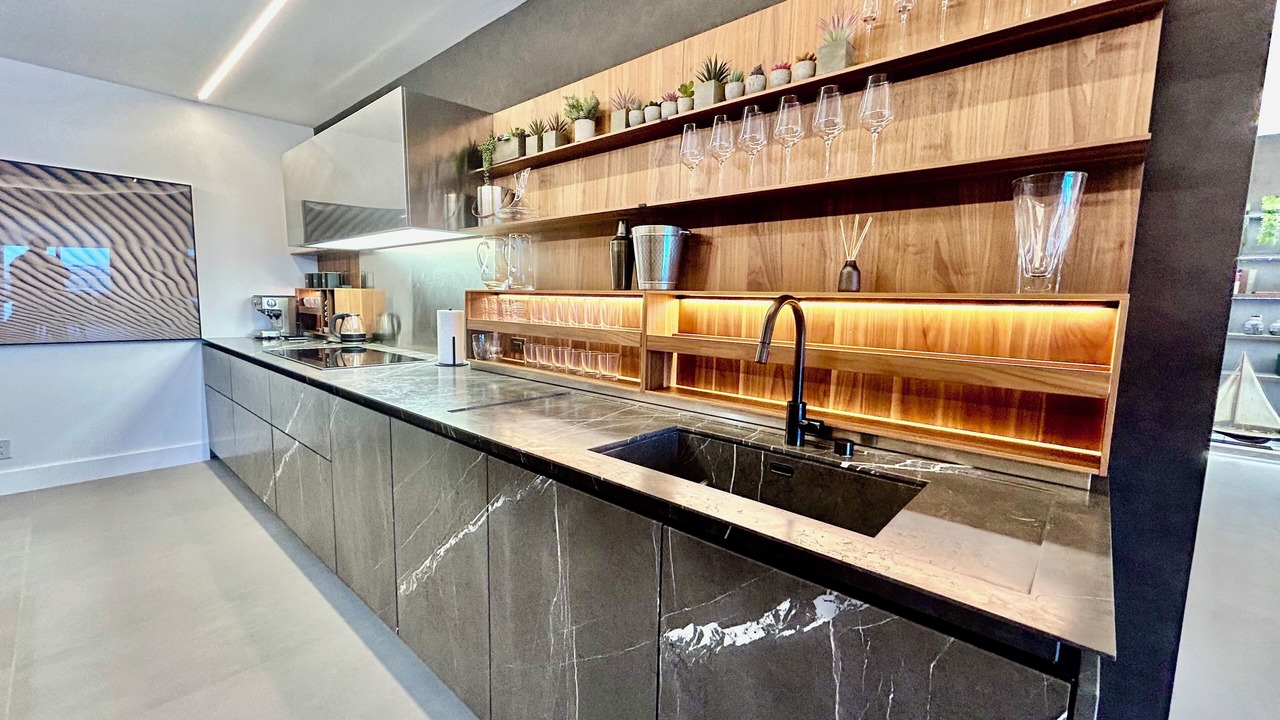 Photo of Kitchen in Hollywood South Central Beach