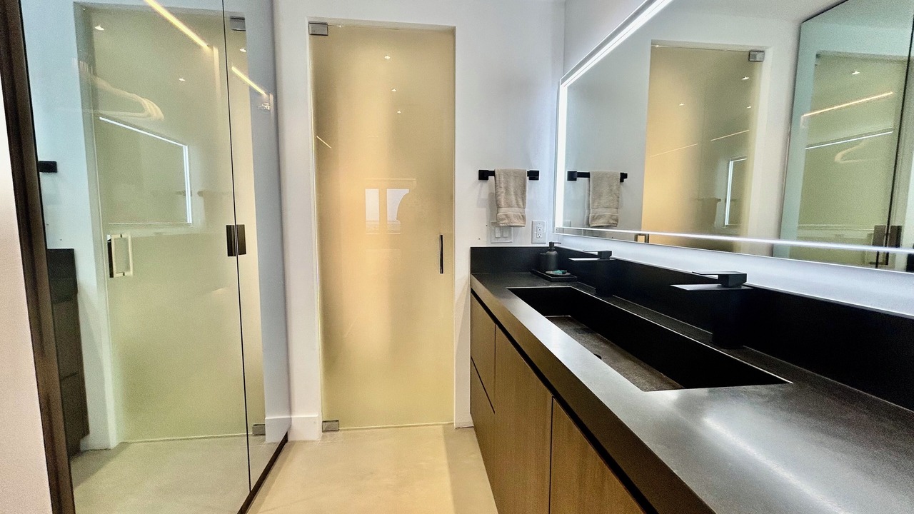 Photo of Bathroom in Hollywood South Central Beach
