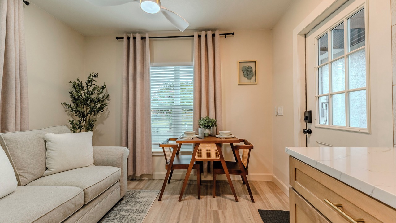 Photo of Livingroom in Union Park