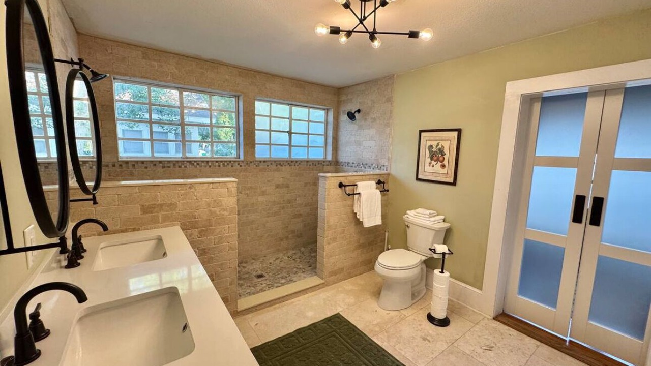 Photo of Bathroom in Dunnellon