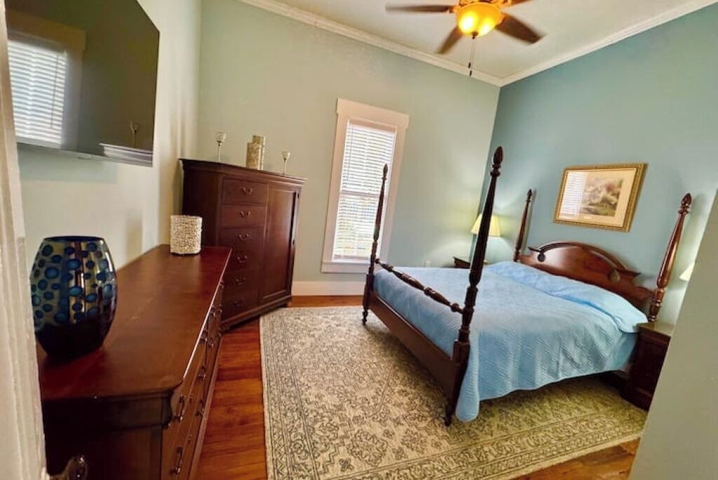 Photo of Bedroom in Dunnellon
