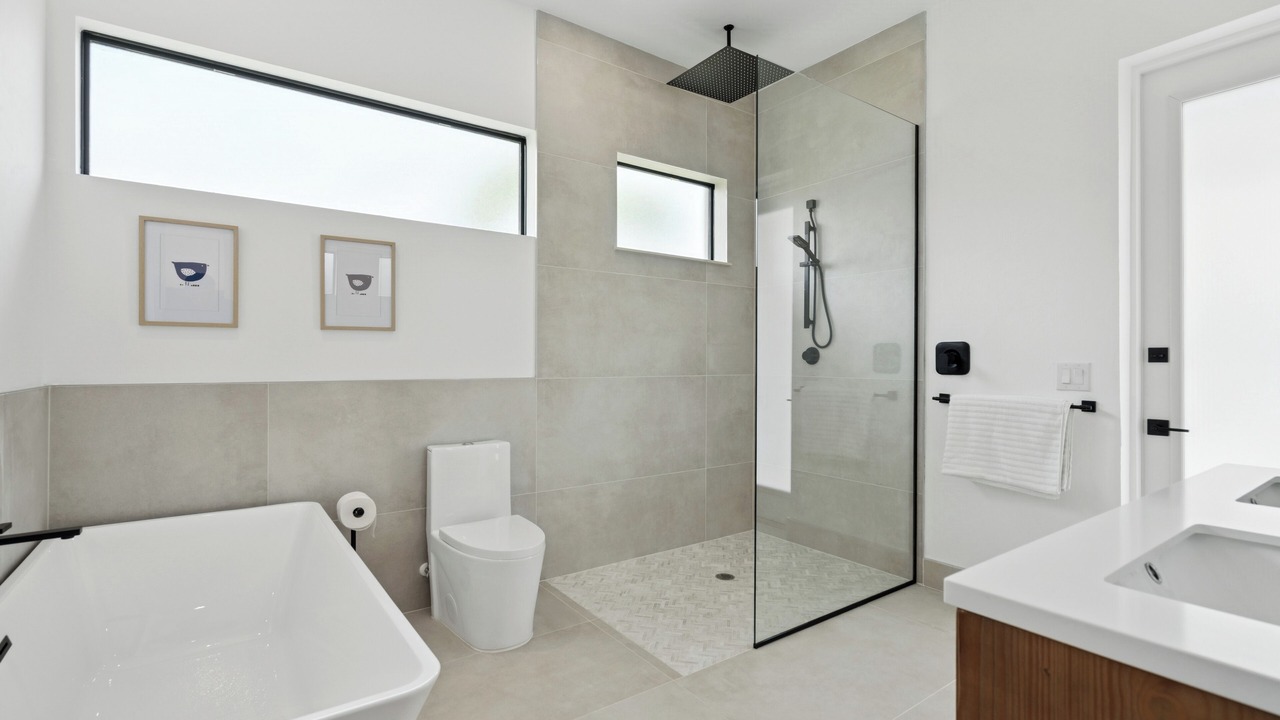 Photo of Bathroom in Pine Valley