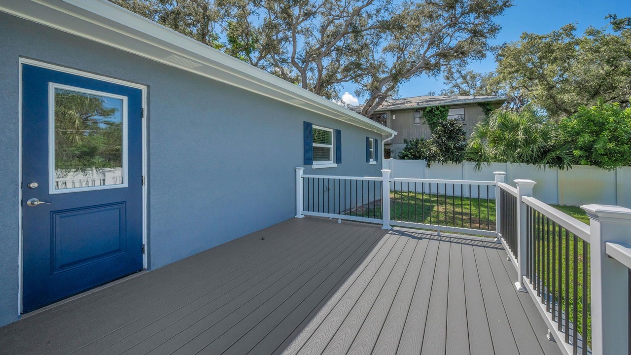 Photo of Patio Balcony in Crystal Beach
