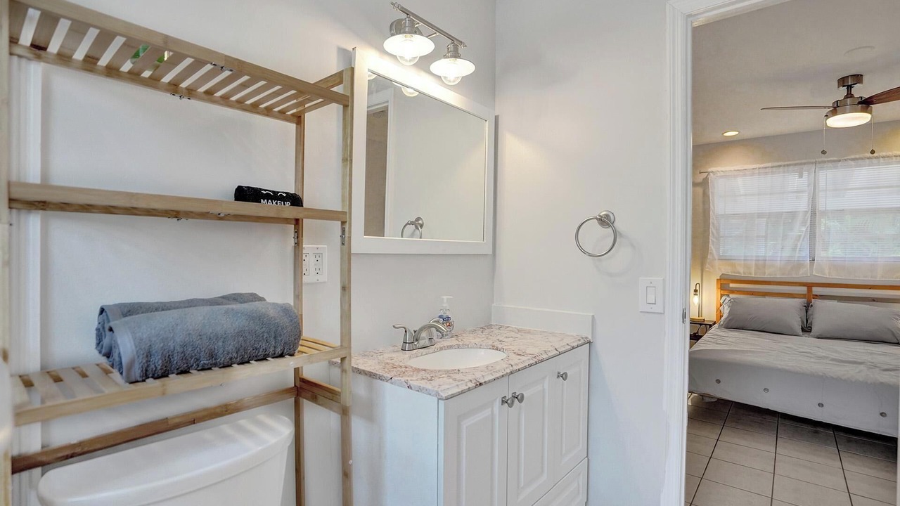Photo of Bathroom in Middle River Terrace