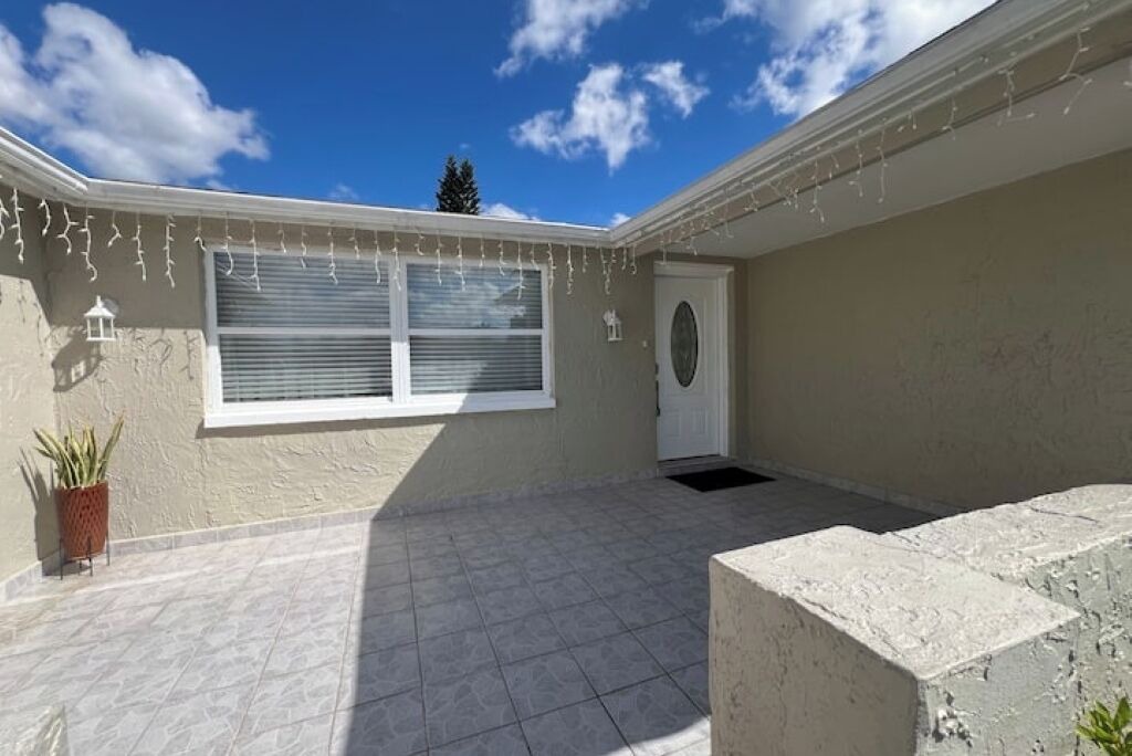 Photo of Patio Balcony in Regency Park