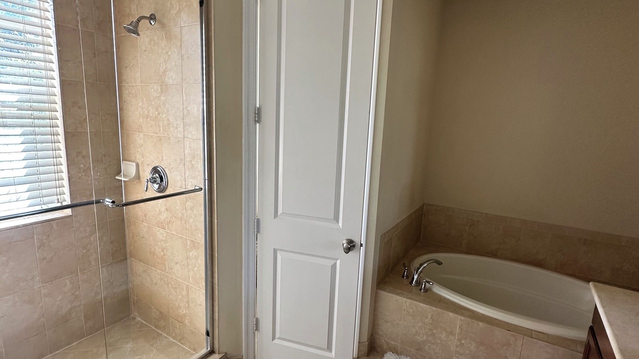 Photo of Bathroom in River Oaks
