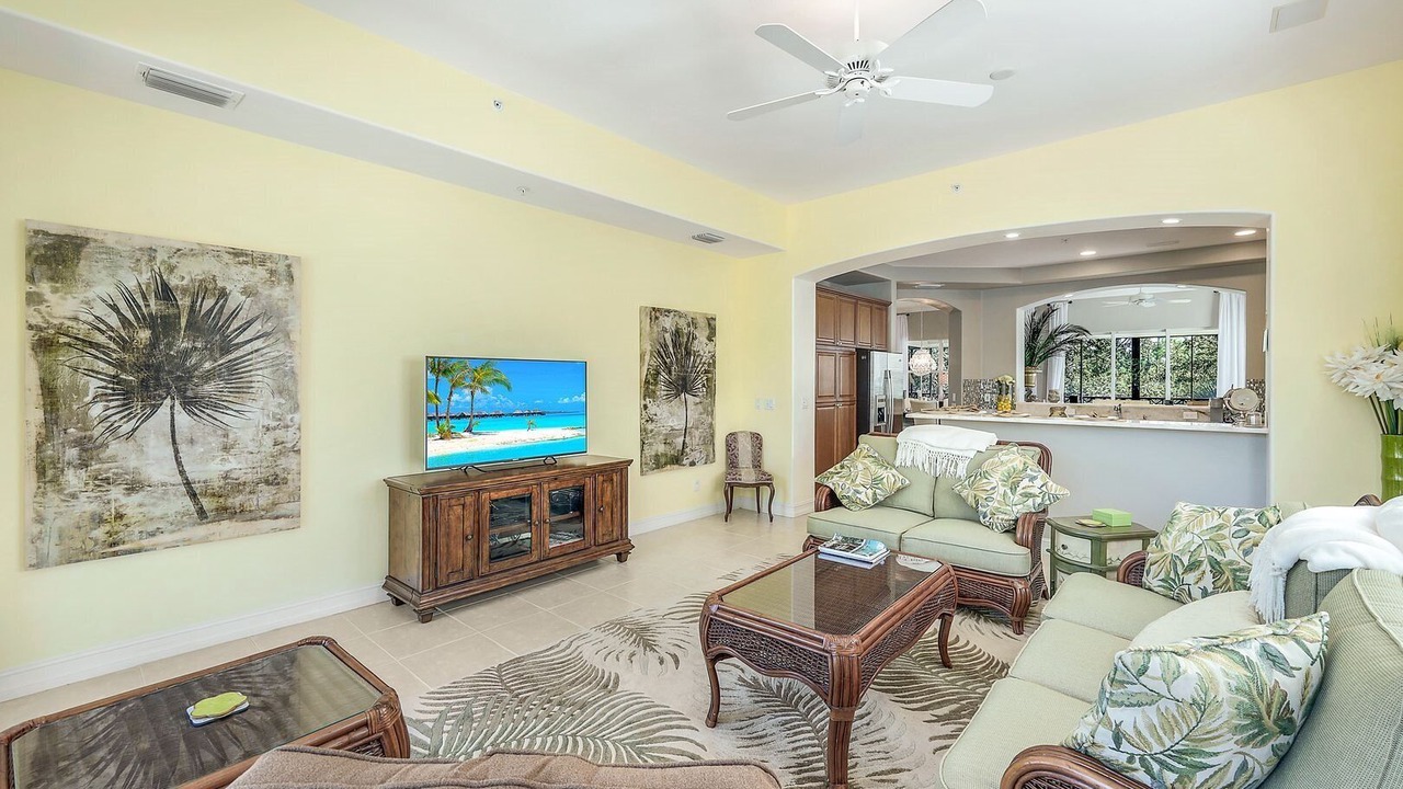 Photo of Livingroom in North Naples