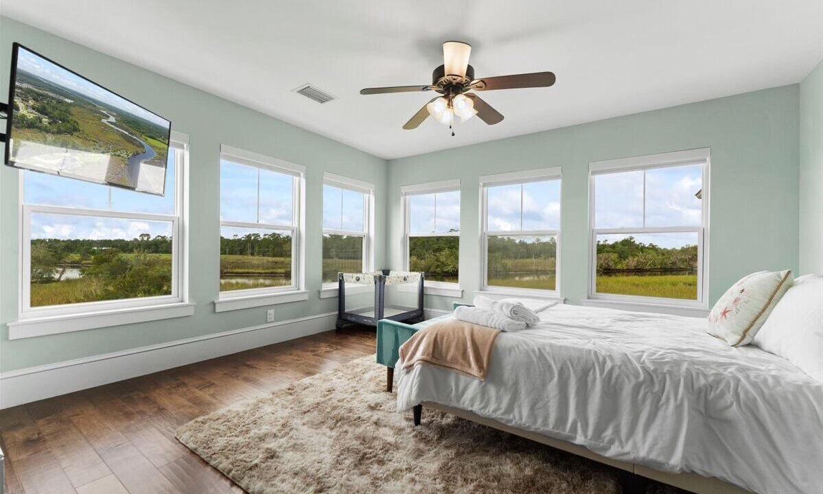 Photo of Bedroom in Northside
