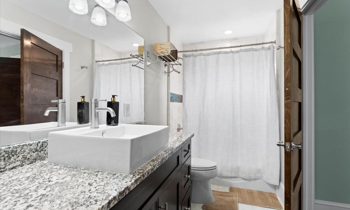 Photo of Bathroom in Northside