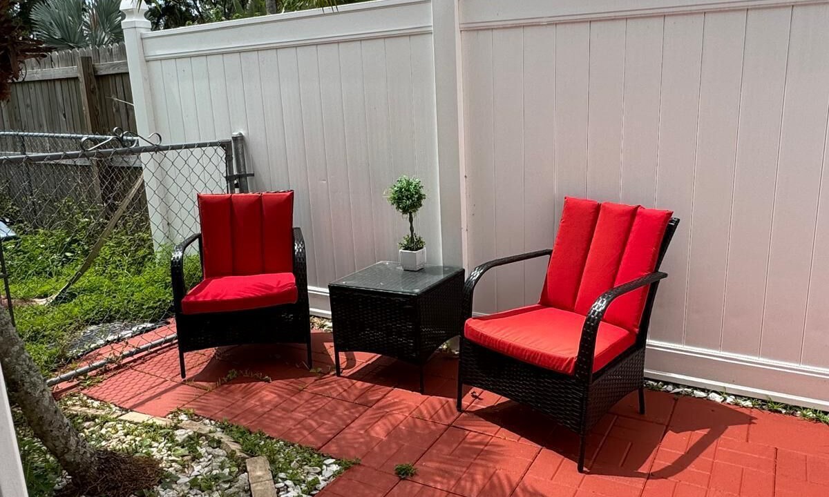 Photo of Patio Balcony in Nichols