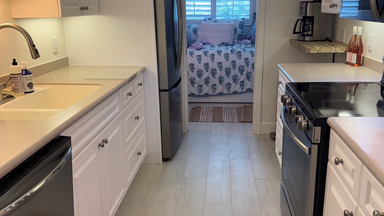 Photo of Kitchen in Longbeach Village