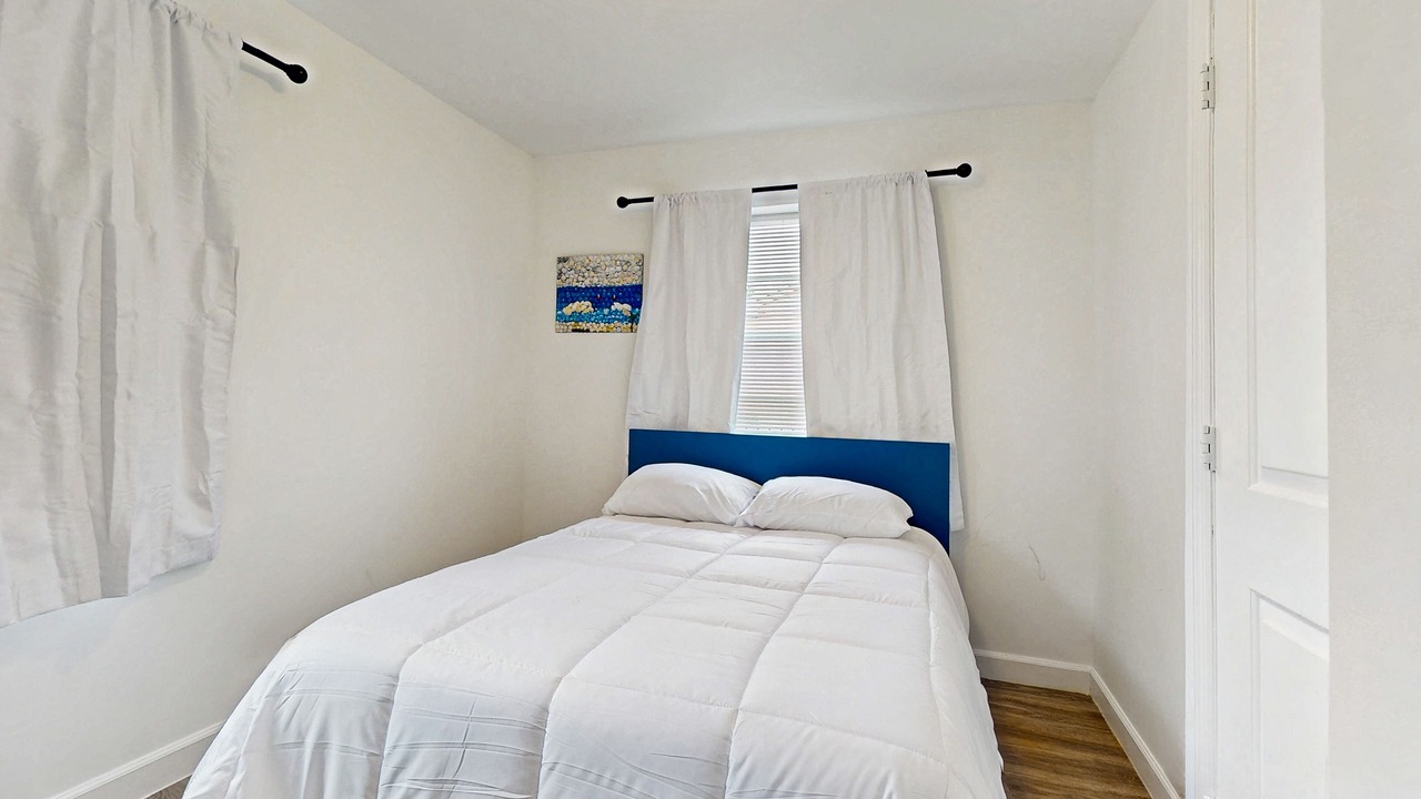 Photo of Bedroom in Riviera Beach