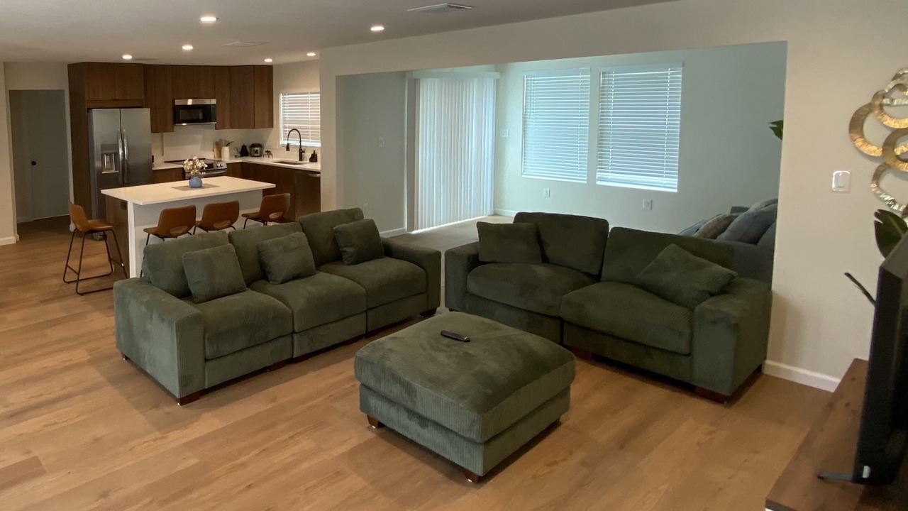 Photo of Livingroom in Gulf Gate Estates
