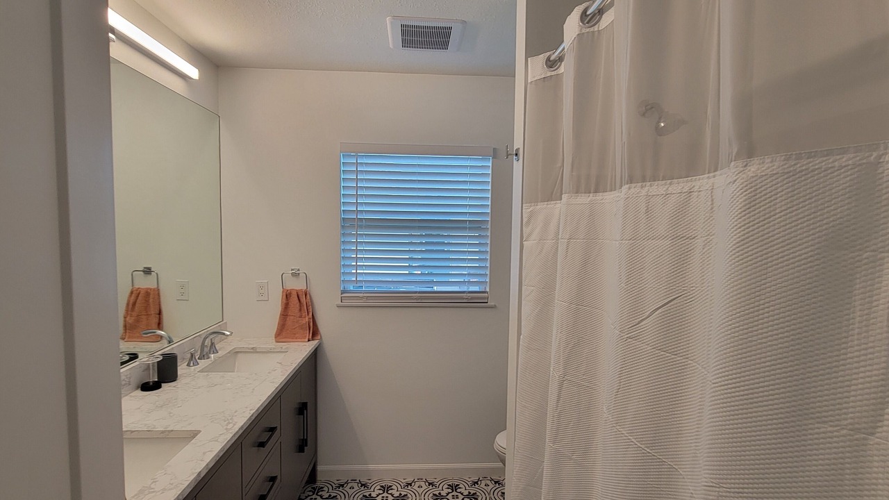 Photo of Bathroom in Gulf Gate Estates