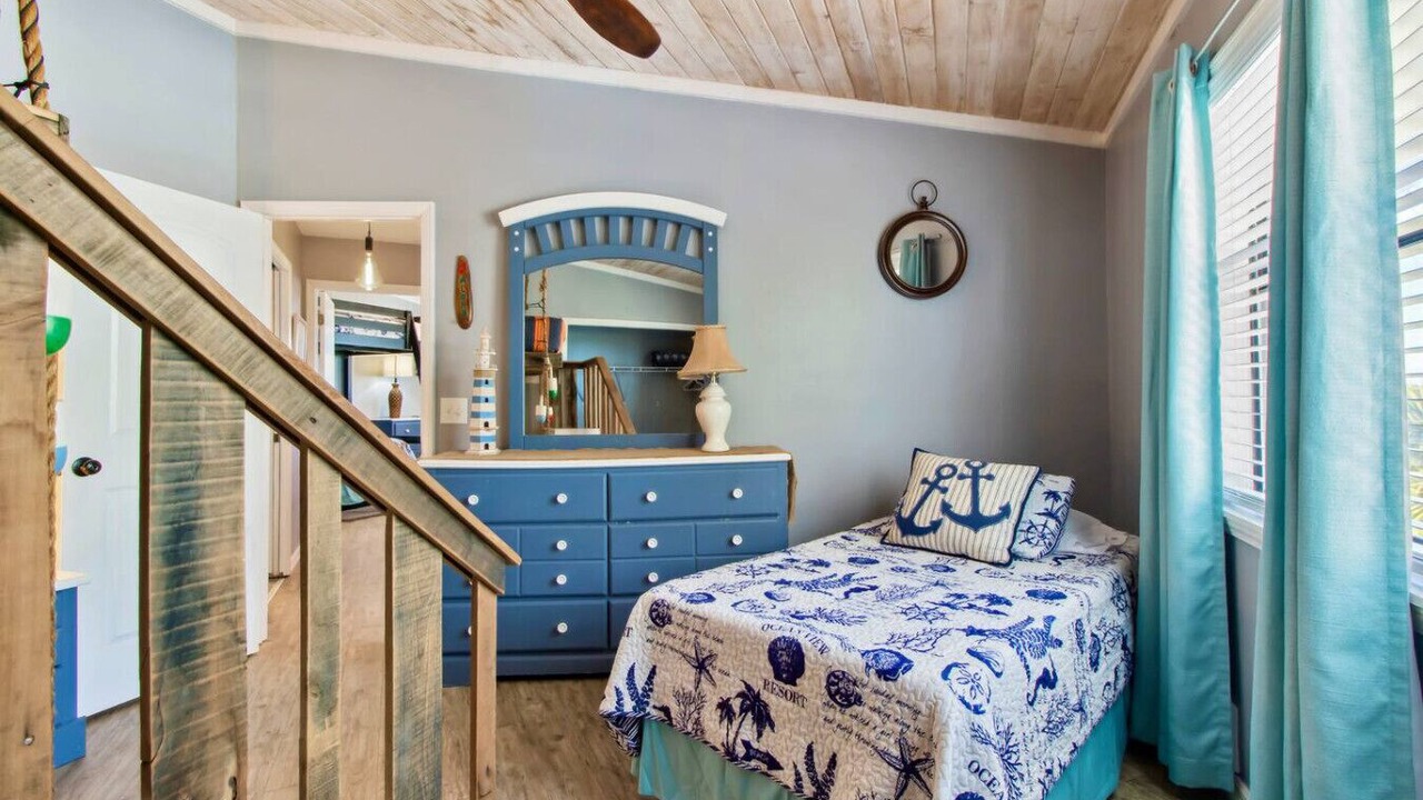 Photo of Bedroom in Crystal River