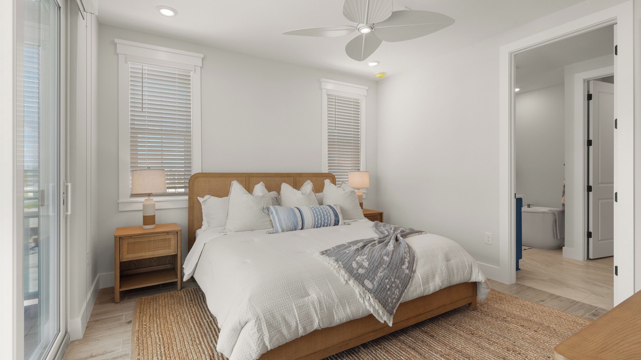 Photo of Bedroom in Mid Island
