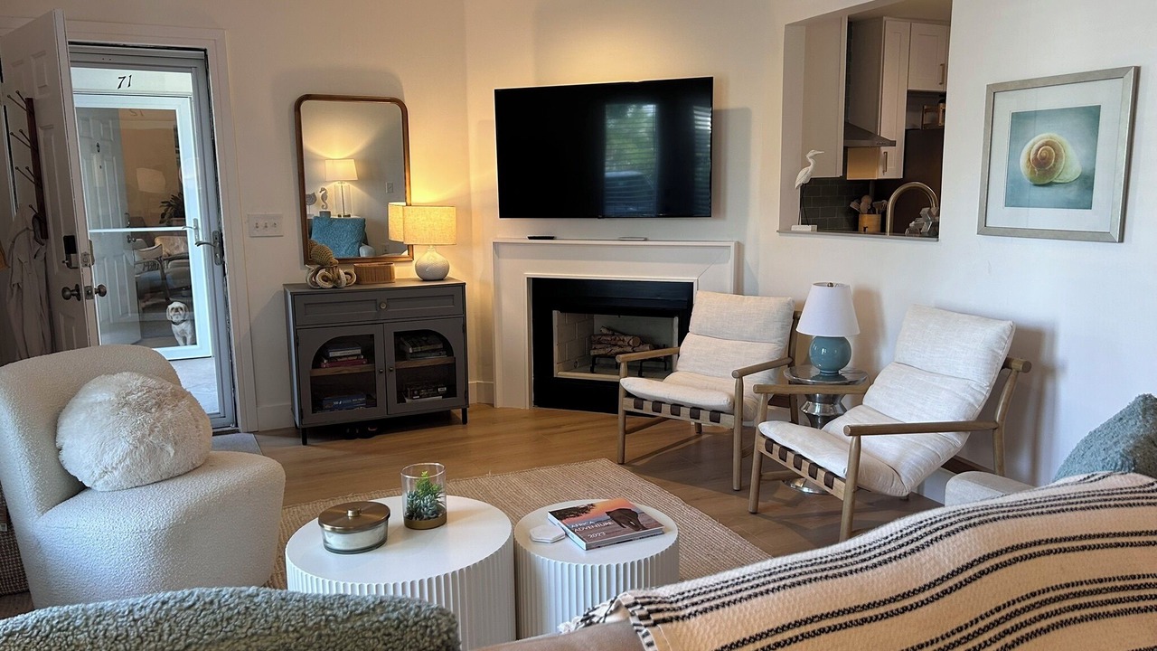 Photo of Livingroom in Sawgrass
