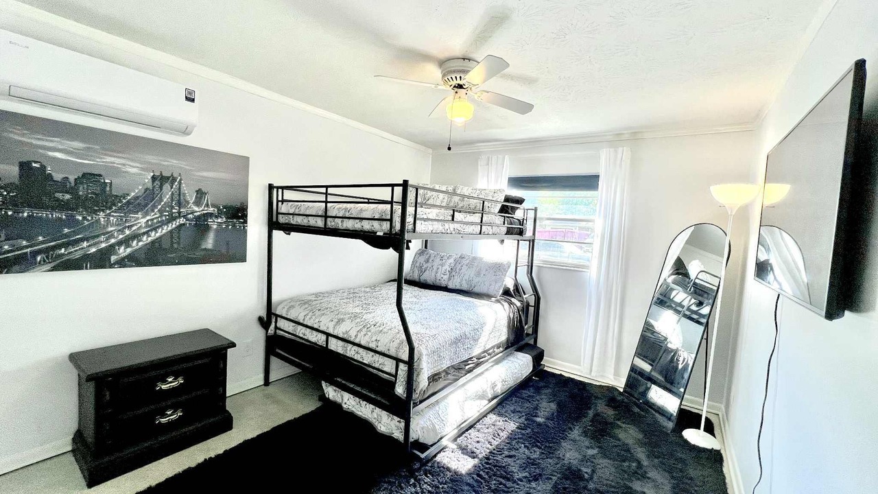 Photo of Bedroom in Arlington