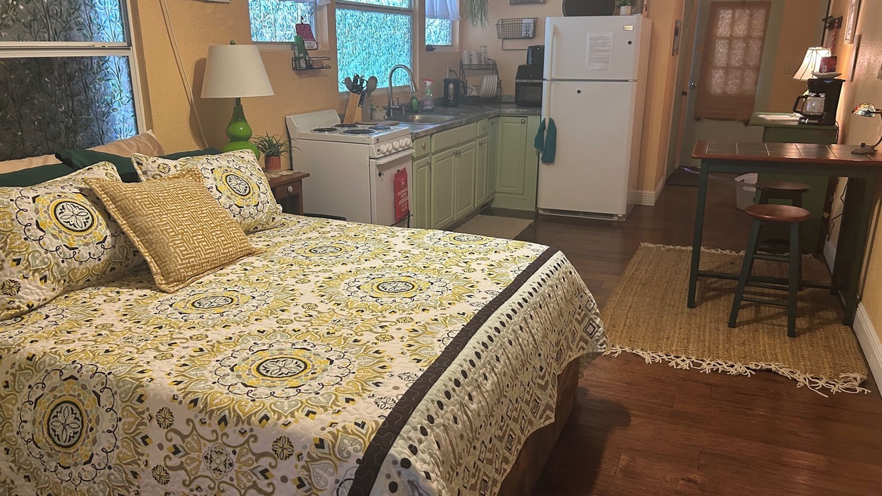Photo of Bedroom in Silver Springs