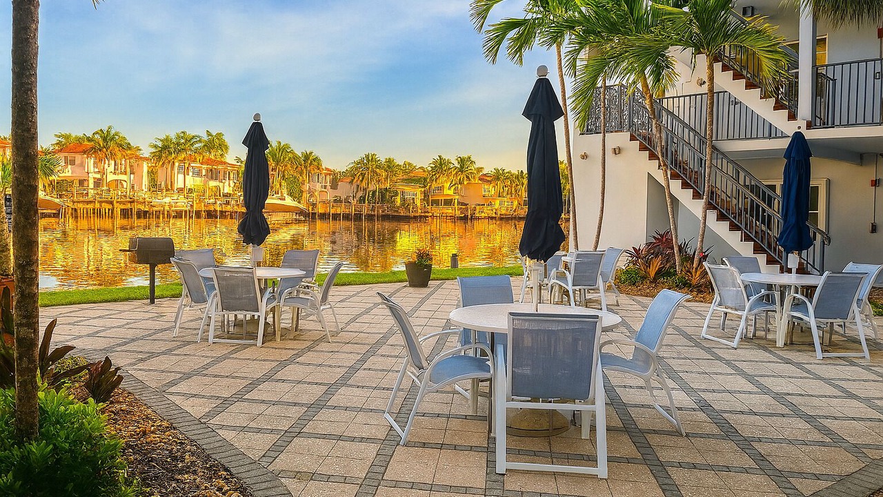 Photo of Outdoor in Hollywood South Central Beach