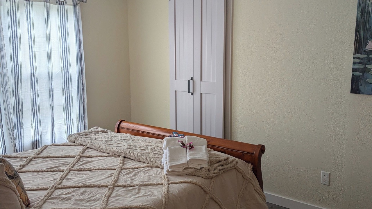 Photo of Bedroom in Salem