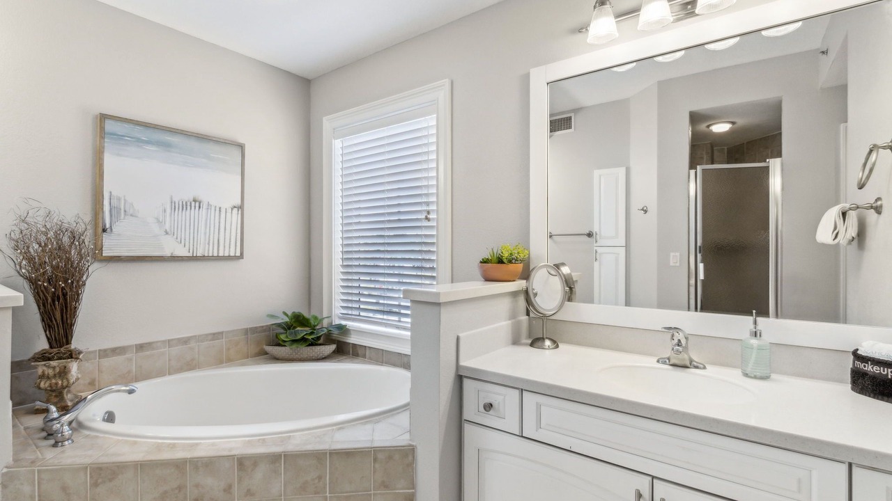 Photo of Bathroom in Fernandina Beach
